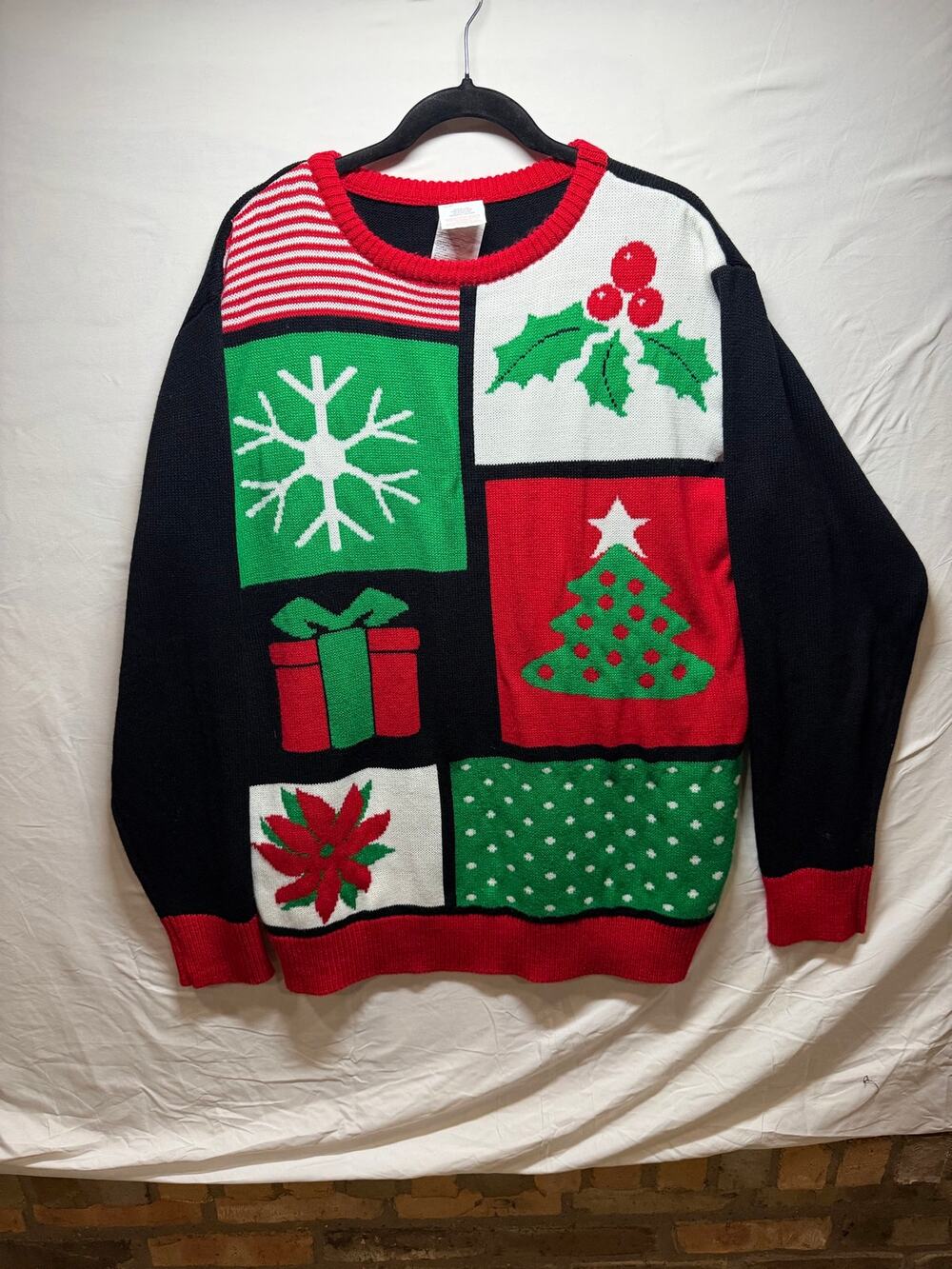 Unisex XL Forum Novelties Ugly Christmas Sweater Patchwork